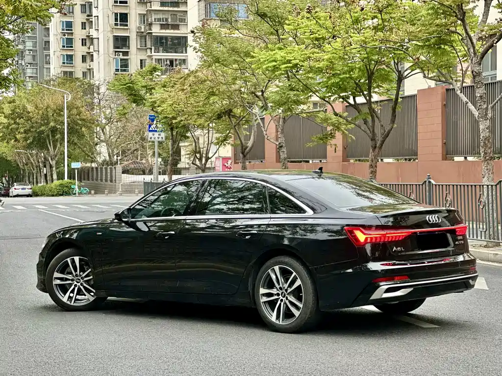 Audi A6L 2023 — фото 9