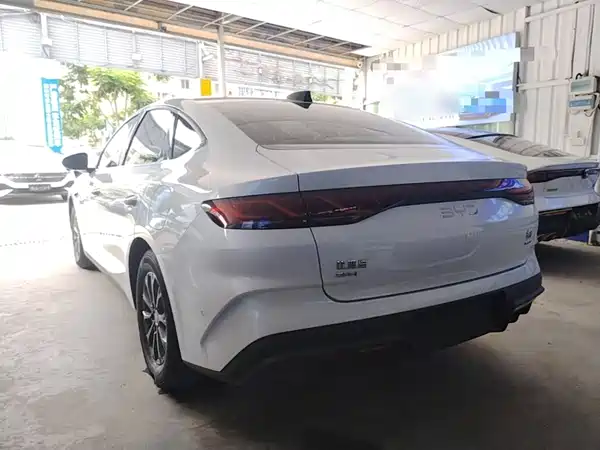 BYD Qin L 2025