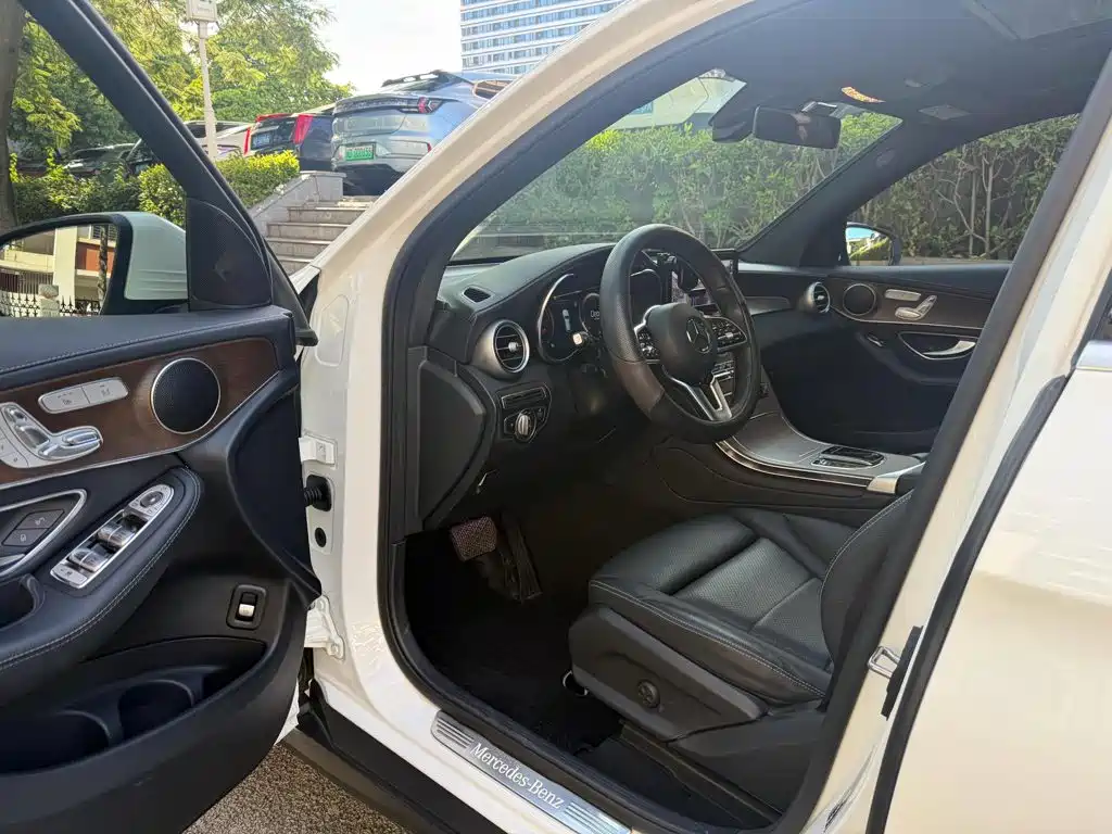 Mercedes-Benz GLC 2022