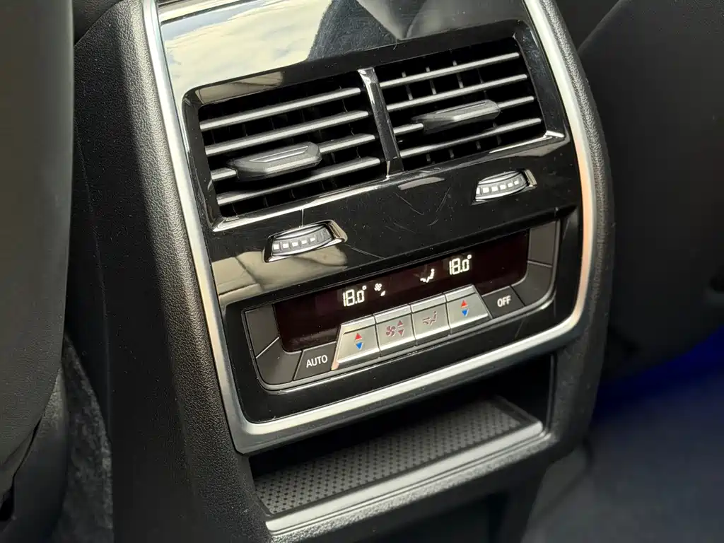 BMW X5 M 2021 — фото 10