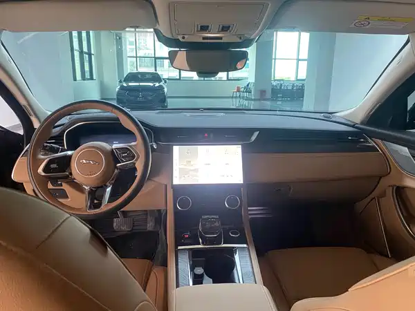 Jaguar XFL 2023