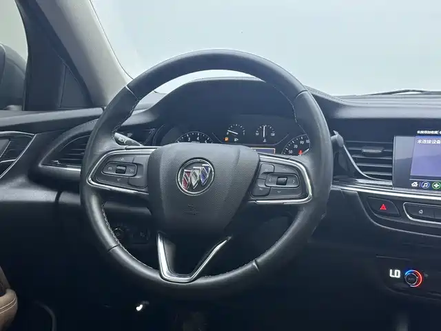 Buick Regal 2023 — фото 11