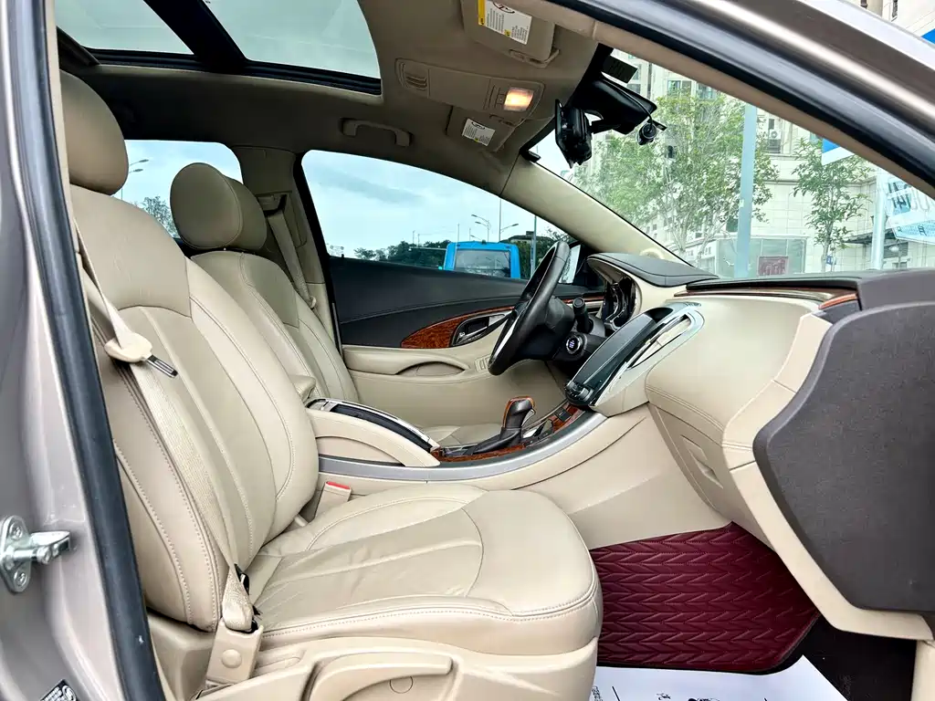 Buick LaCrosse 2013 — фото 9