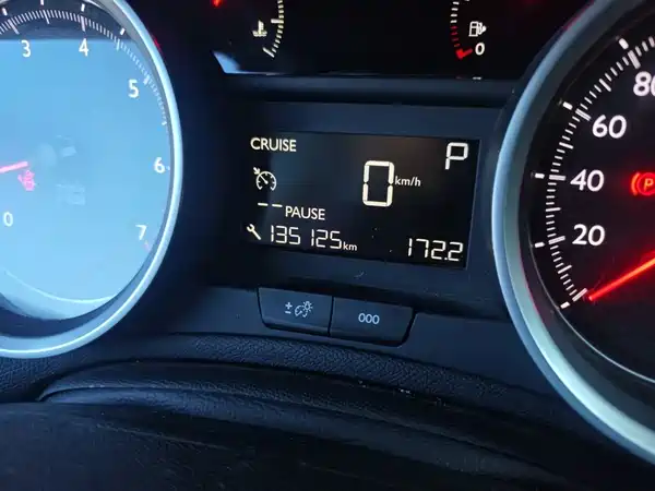Peugeot 408 2015