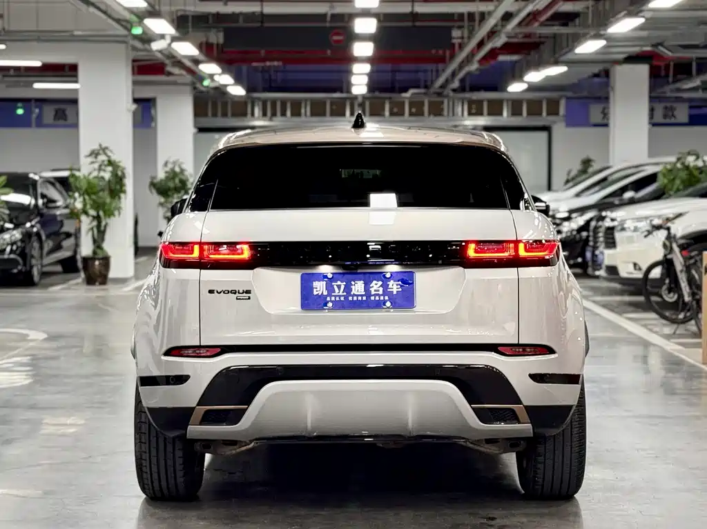 Land Rover Evoque 2024 — фото 5