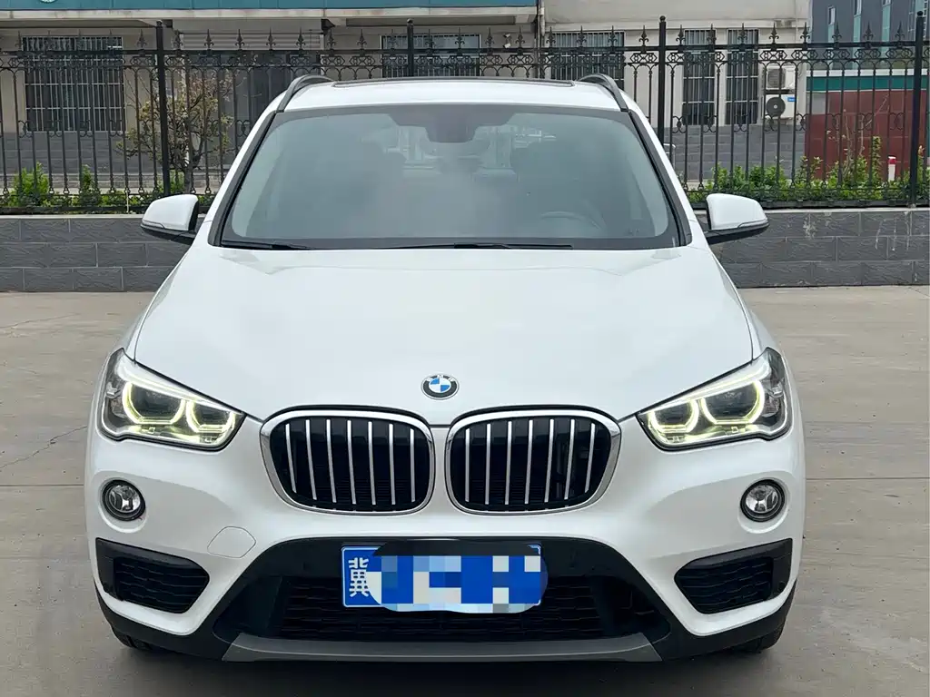 BMW X1 2017 — фото 2