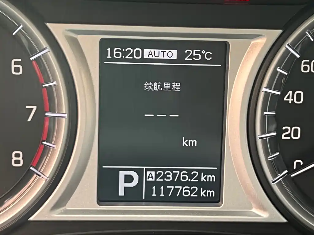 Suzuki Vitara 2018 — фото 19