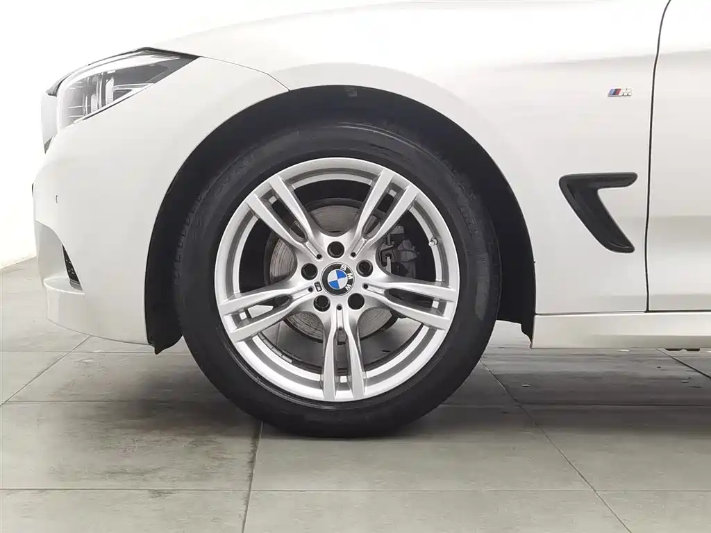 BMW 3 Series GT 2021 — фото 17