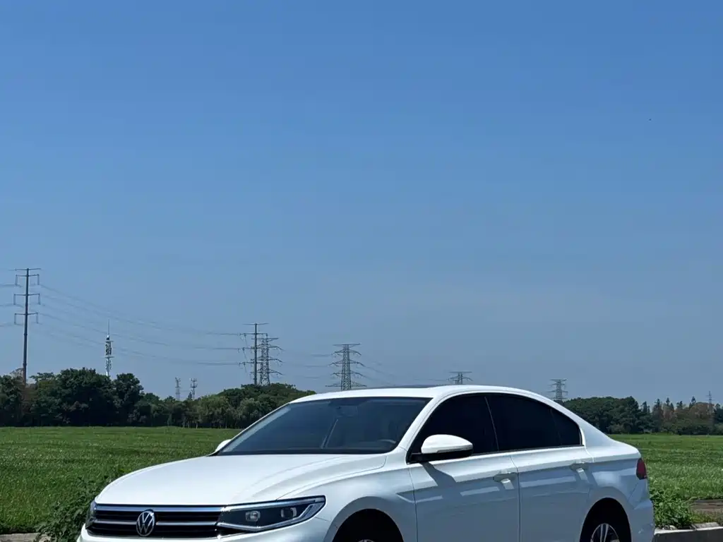 Volkswagen Bora 2023
