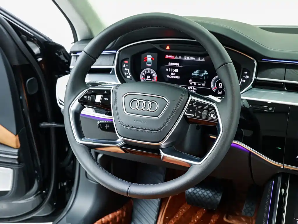 Audi A8 2025 — фото 19