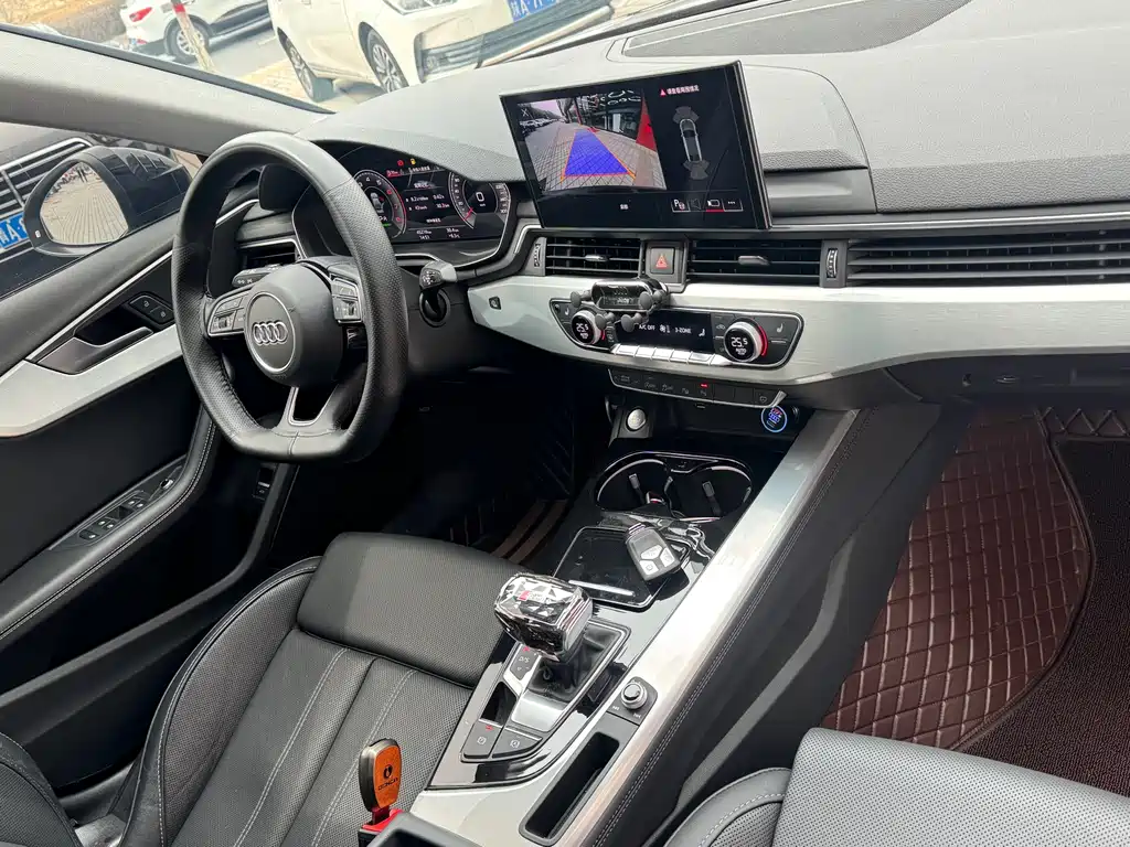 Audi A4L 2022 — фото 15