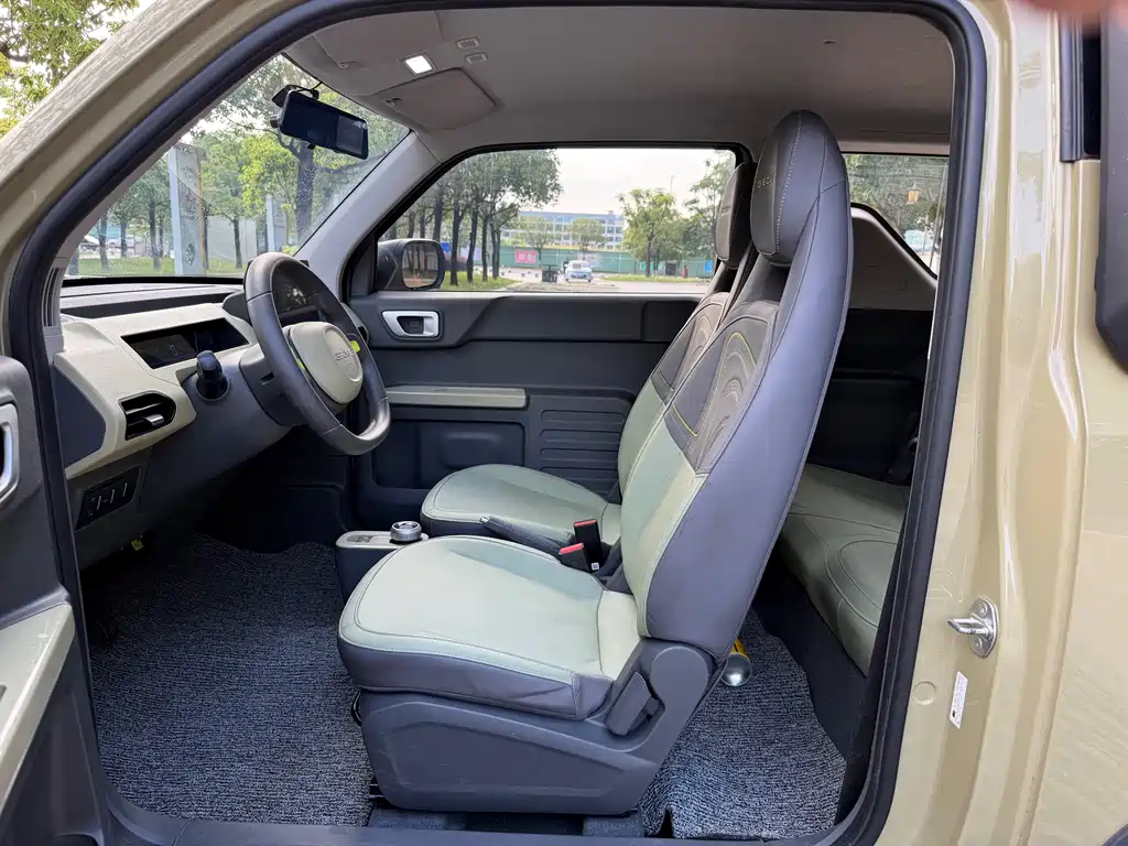 Geely Galaxy Panda 2024