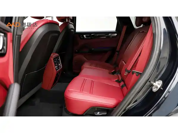 Porsche Cayenne 2023