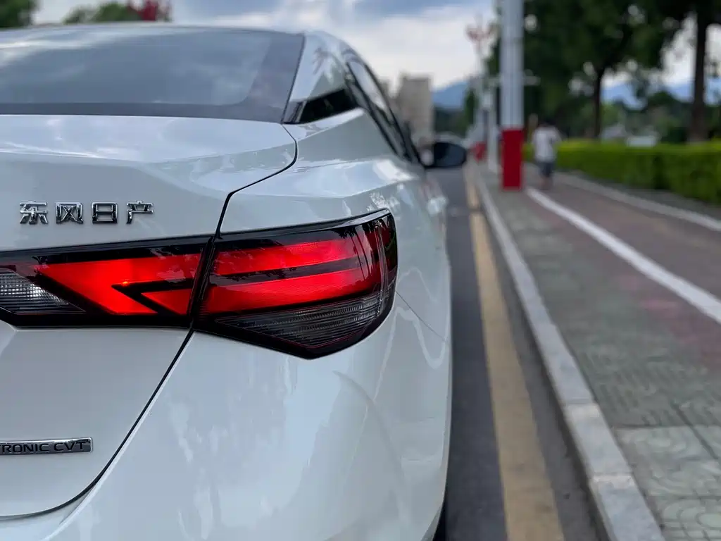 Nissan Sylphy 2019 — фото 19