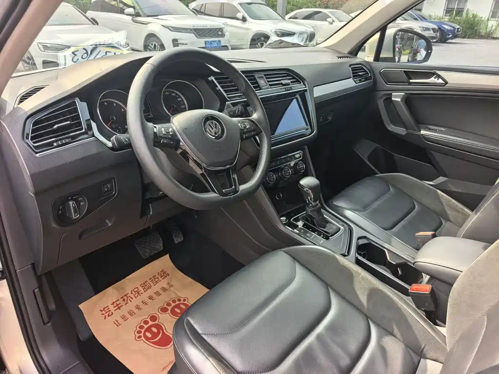 Volkswagen Tiguan L 2019 — фото 14