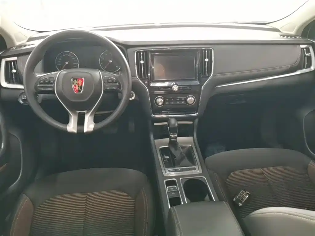 Roewe i6 Classic 2019 — фото 10