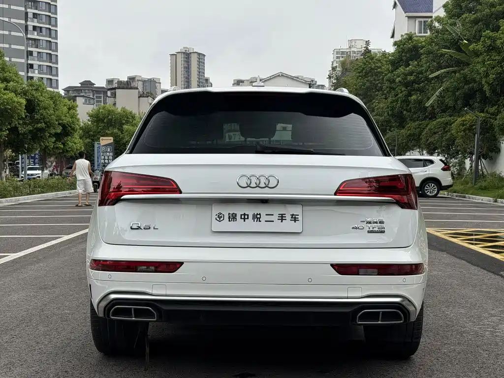 Audi Q5L 2022 — фото 5