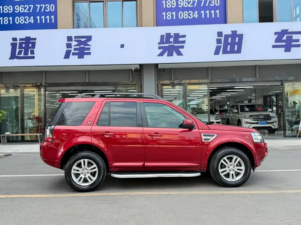 Land Rover Freelander 2 2014 — фото 11