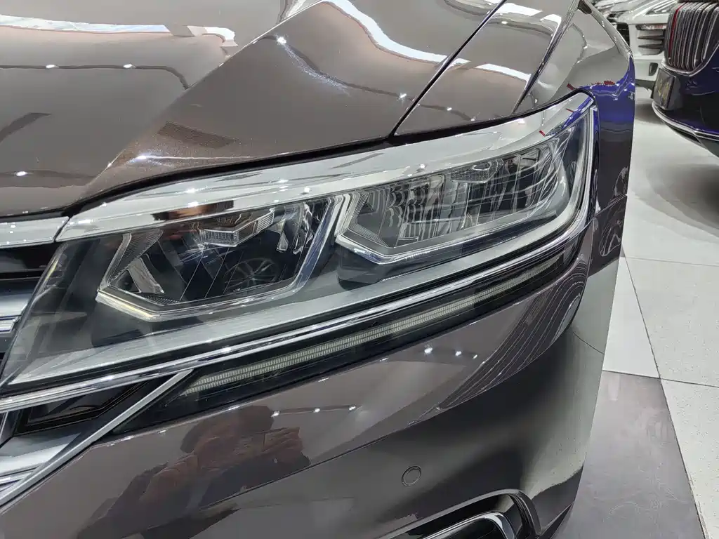Volkswagen Phideon 2017 — фото 4