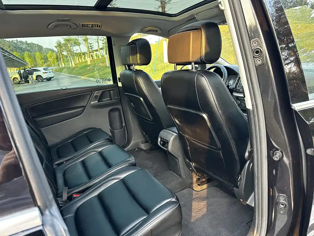 Volkswagen Sharan 2017 — фото 12