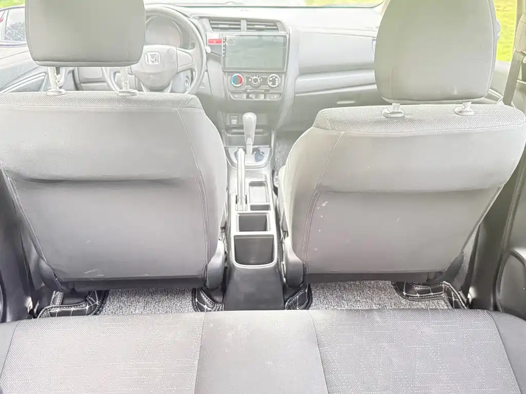 Honda Fit 2017 — фото 10