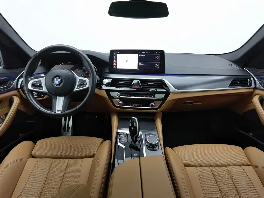 BMW 5 Series 2021
