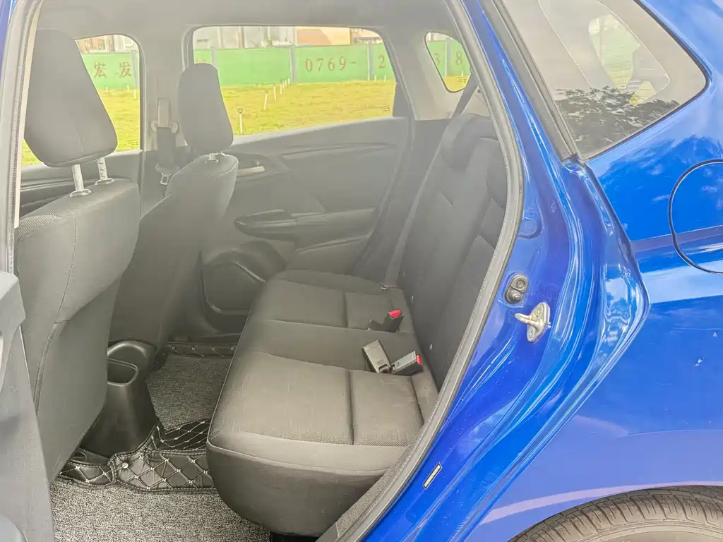 Honda Fit 2017 — фото 9