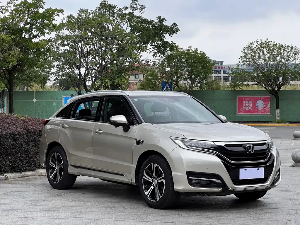 Honda UR-V 2017 — фото 3