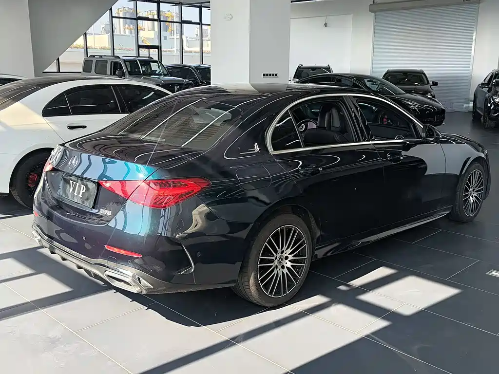 Mercedes-Benz C-Class 2023 — фото 4
