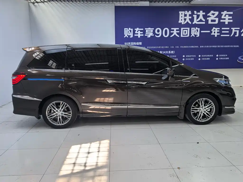 Honda Elysion 2019 — фото 4