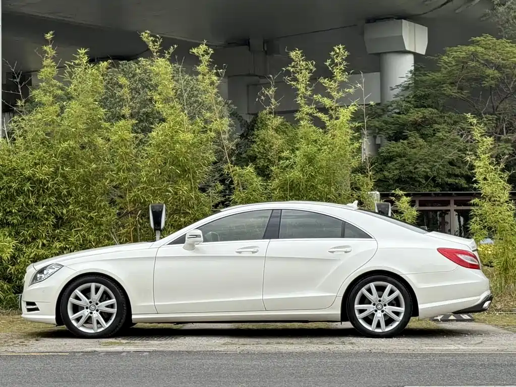 Mercedes-Benz CLS 2015 — фото 4