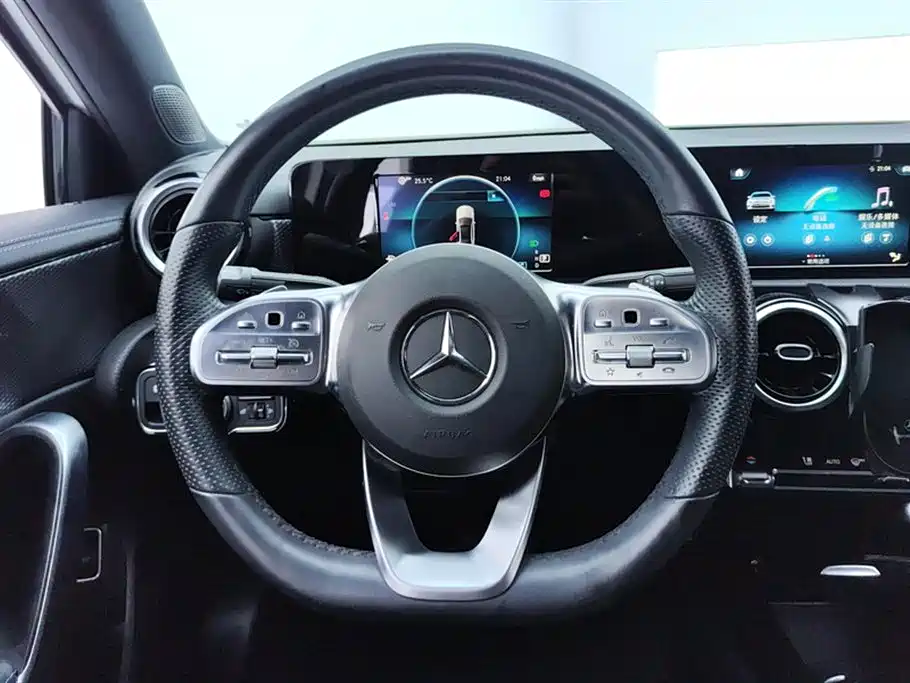 Mercedes-Benz A-Class 2019 — фото 15