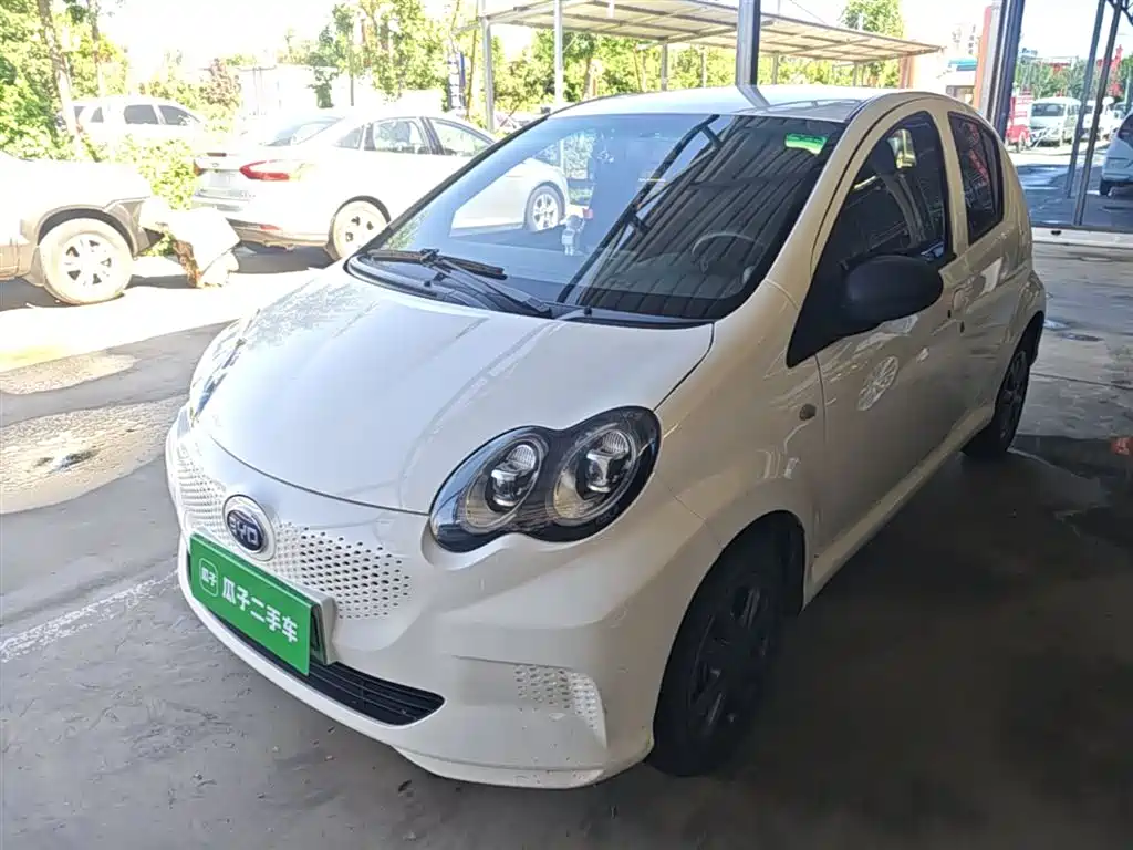 BYD e1 2019