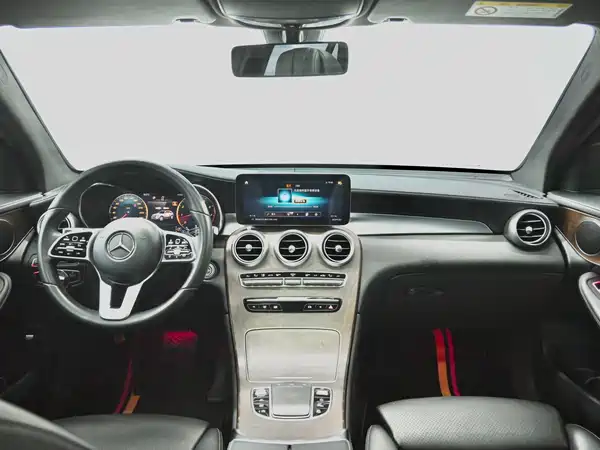 Mercedes-Benz GLC 2022