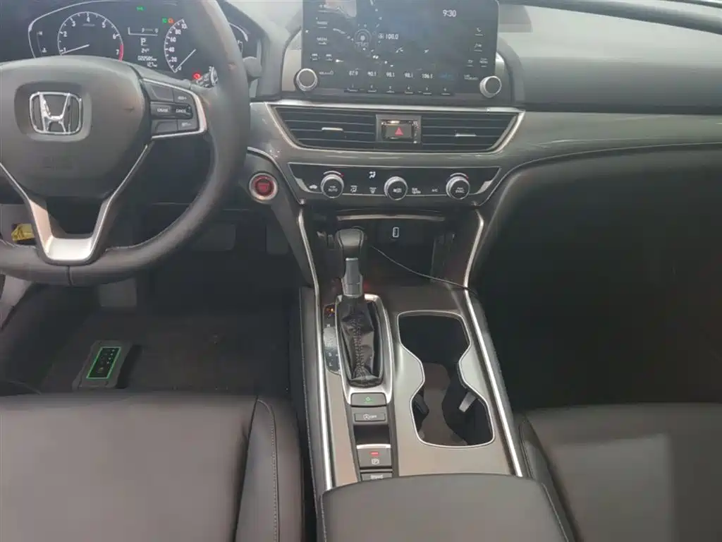 Honda Accord 2020 — фото 13