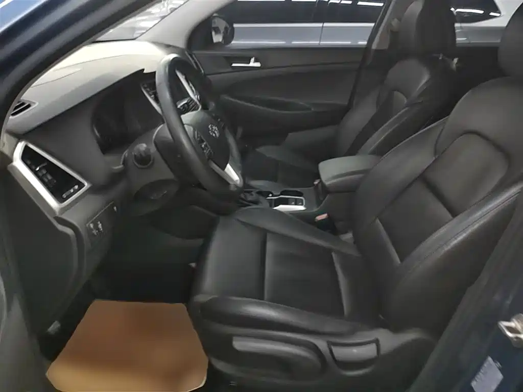 Hyundai Tucson 2018 — фото 15