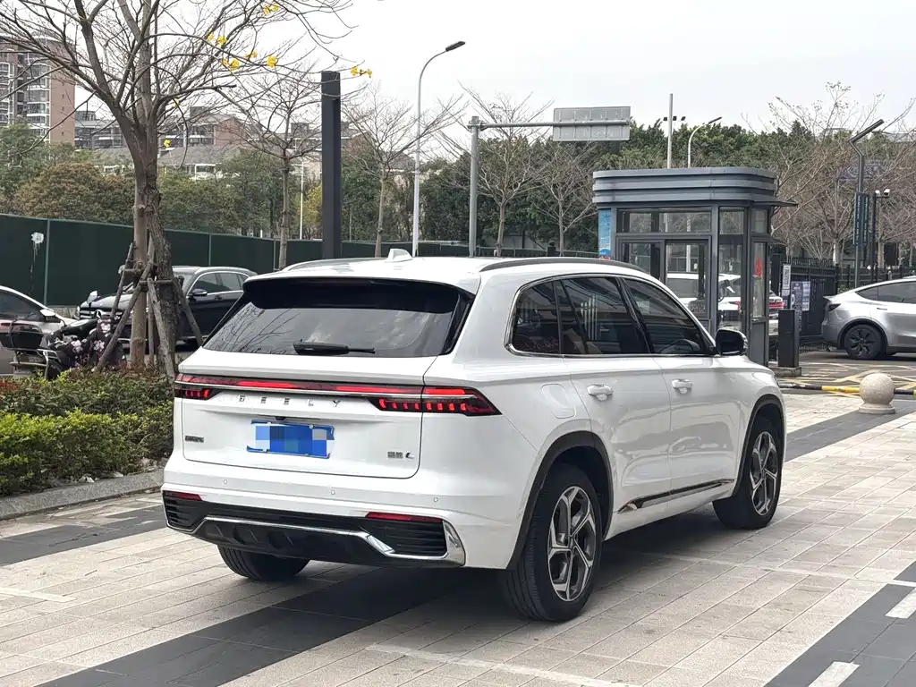 Geely Xingyue L 2023 — фото 7