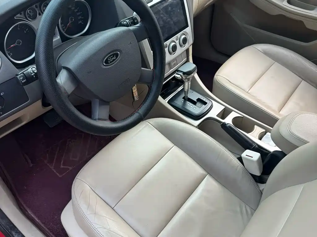 Ford Focus 2010