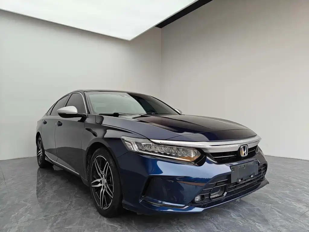 Honda Inspire 2021 — фото 18