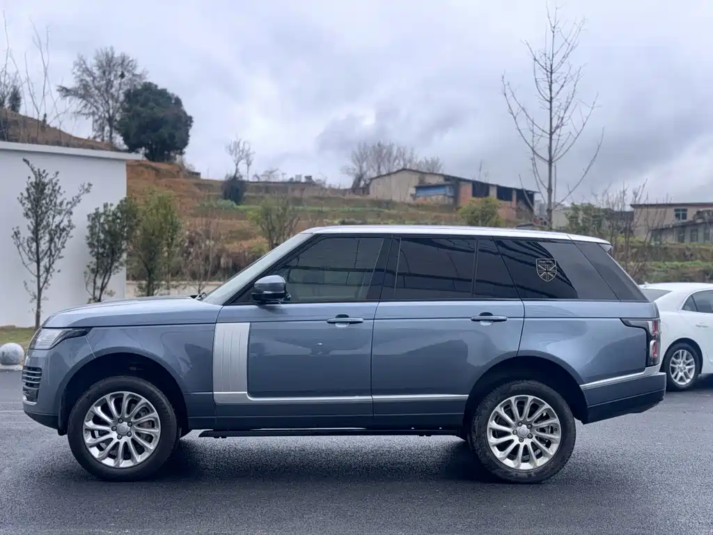 Land Rover Range Rover 2020 — фото 10