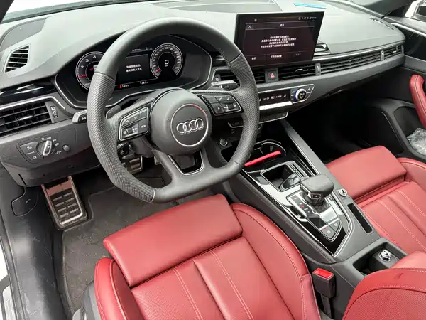 Audi A4L 2025