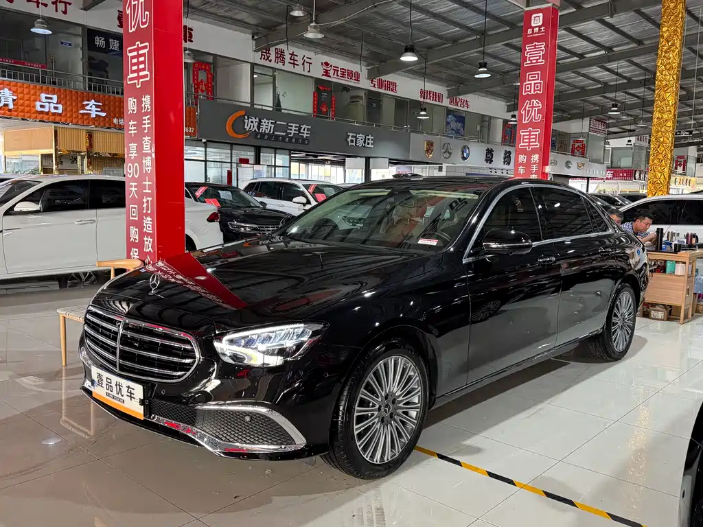 Mercedes-Benz E-Class 2023 — фото 1