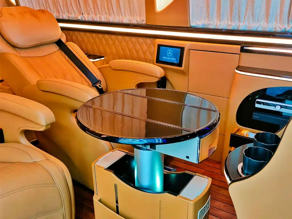 Mercedes-Benz Sprinter 2019 — фото 14