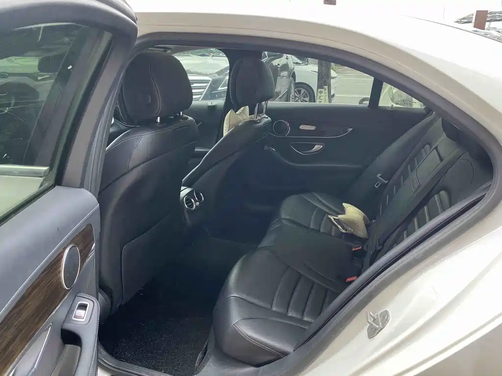 Mercedes-Benz C-Class 2016