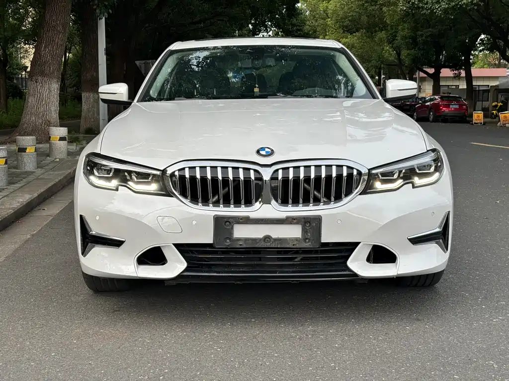 BMW 3 Series 2020