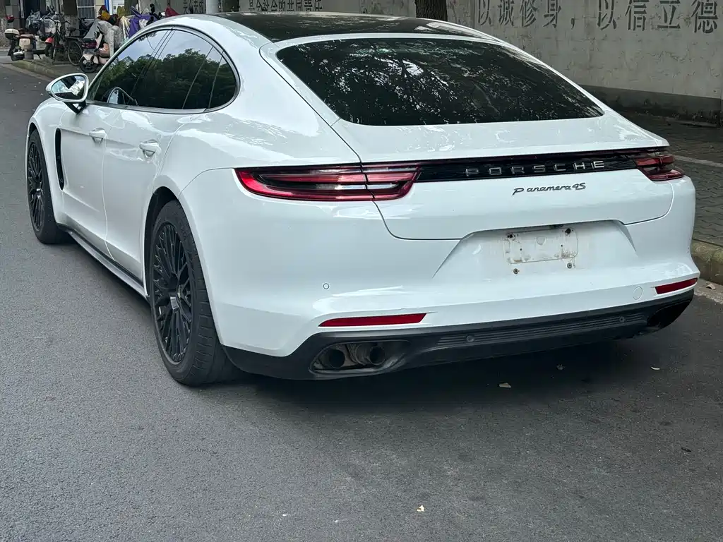 Porsche Panamera 2021 — фото 17