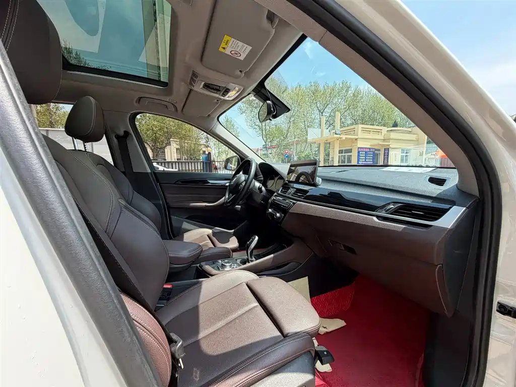 BMW X1 2022 — фото 12