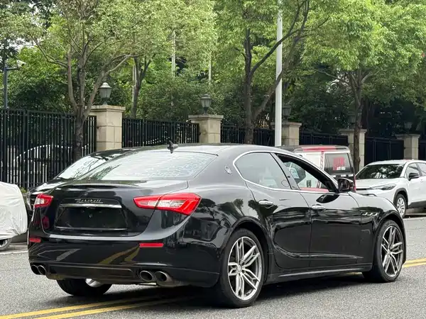 Maserati Ghibli 2017