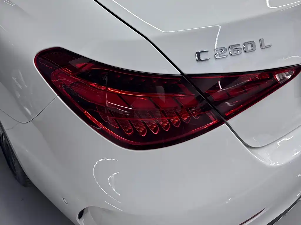 Mercedes-Benz C-Class 2023 — фото 11