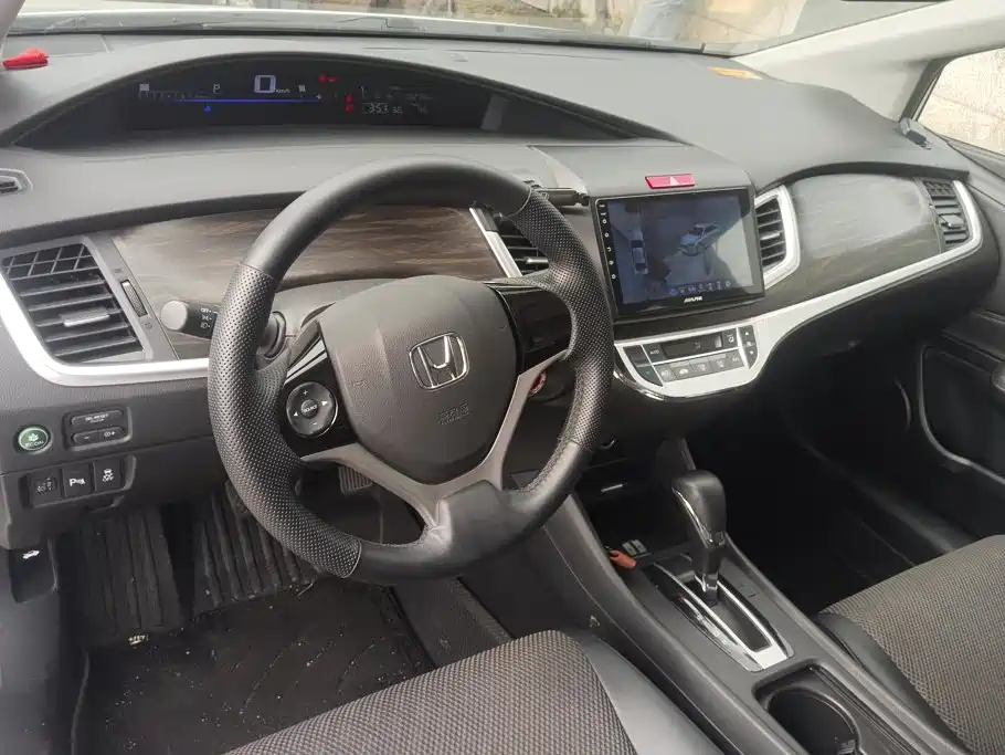 Honda Jade 2019 — фото 12